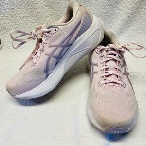 Asics Gel Kayano 30 Purple Women’s Sz. 9